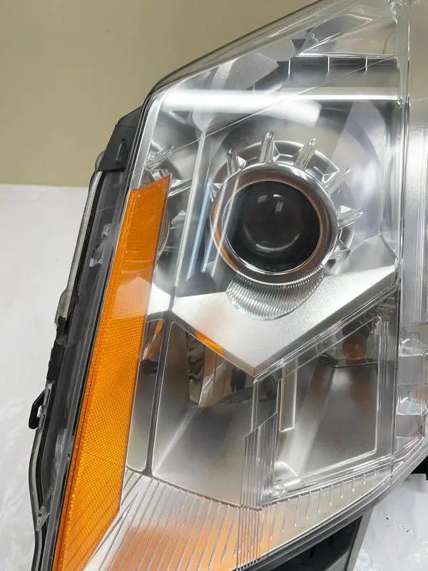 2010 2011 2012 2013 2014 2015 2016 CADILLAC SRX HALOGEN FRONT LEFT OEM HEADLIGHT - Image 4