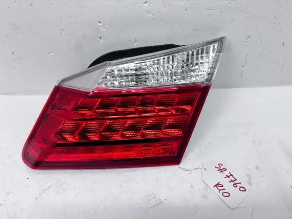 NICE 2013 2014 2015 HONDA ACCORD HALOGEN INNER REAR RIGHT OEM TAIL LIGHT - Image 2