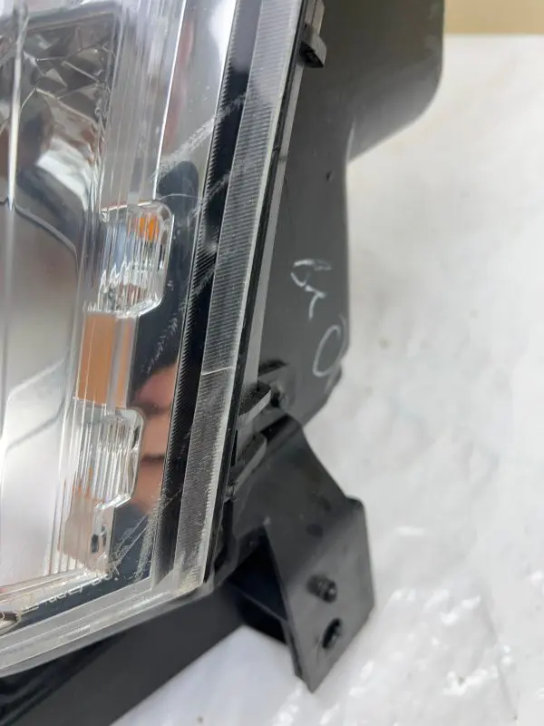 2010 2011 2012 2013 2014 2015 2016 CADILLAC SRX HALOGEN FRONT LEFT OEM HEADLIGHT - Image 7