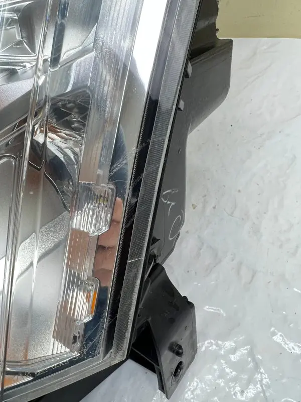 2010 2011 2012 2013 2014 2015 2016 CADILLAC SRX HALOGEN FRONT LEFT OEM HEADLIGHT - Image 8