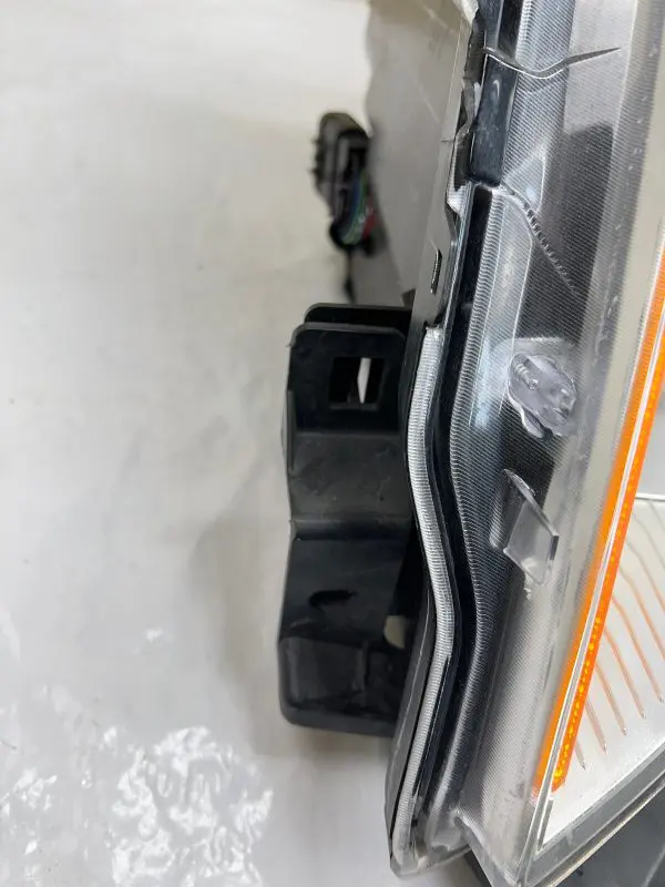 2010 2011 2012 2013 2014 2015 2016 CADILLAC SRX HALOGEN FRONT LEFT OEM HEADLIGHT - Image 16