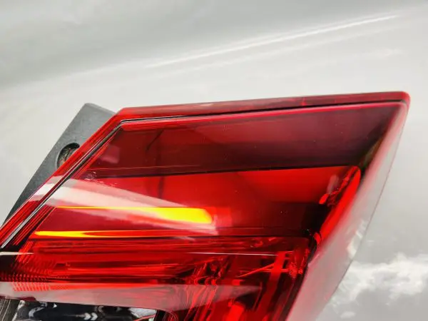 2016 2017 2018 2019 2020 2021 HONDA CIVIC HALOGEN LED REAR RIGHT OEM TAIL LIGHT - Image 7