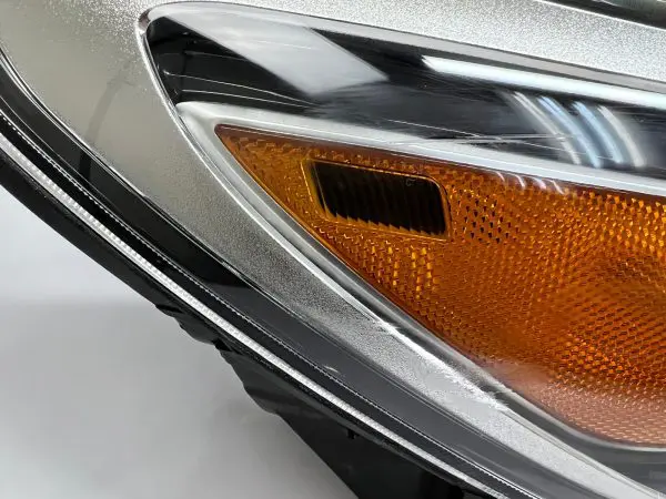 2018 2019 2020 HYUNDAI ELANTRA GT FRONT RIGHT OEM HEADLIGHT 92102-G30 - Image 10