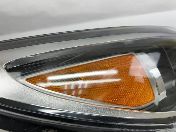 2018 2019 2020 HYUNDAI ELANTRA GT FRONT RIGHT OEM HEADLIGHT 92102-G30 - Image 15