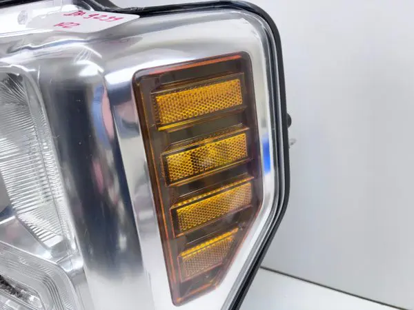 2017 2018 2019 FORD F250 F350 F450 F550 HALOGEN FRONT LEFT OEM HEADLIGHT - Image 7