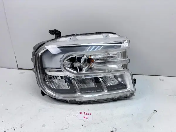 NZ6B13E014BH  2022 2023 2024 FORD MAVERICK LED FRONT RIGHT OEM HEADLIGHT