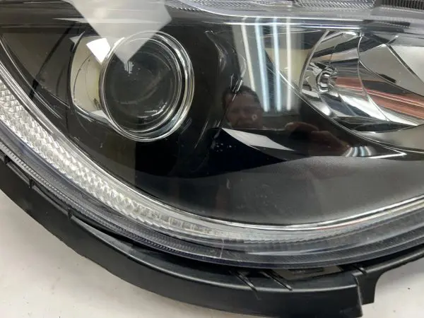 2017 2018 2019 2020 chrysler pacifica halogen led front right oem headlight - Image 7