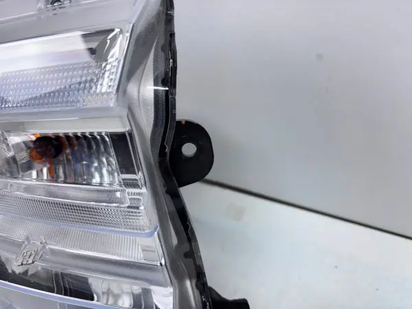 NZ6B13E014BH  2022 2023 2024 FORD MAVERICK LED FRONT RIGHT OEM HEADLIGHT - Image 5