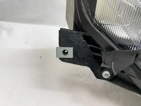 2017 2018 2019 2020 chrysler pacifica halogen led front right oem headlight - Image 10
