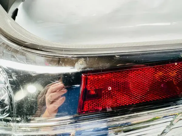 2011 2012 2013 2014 TOYOTA SIENNA SPORT LED REAR RIGHT OUTER TAIL LIGHT - Image 5
