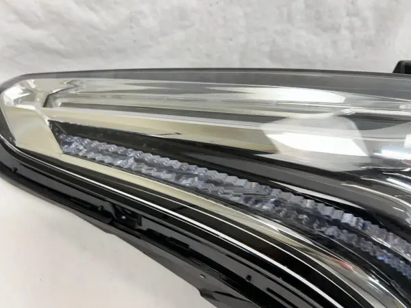 84849606  2021 2022 2023 cadillac xt5 led front right oem headlight complete - Image 9