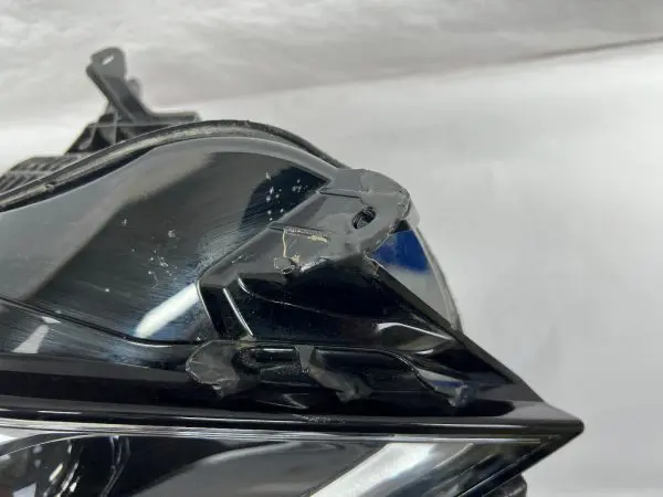 84849606  2021 2022 2023 cadillac xt5 led front right oem headlight complete - Image 18