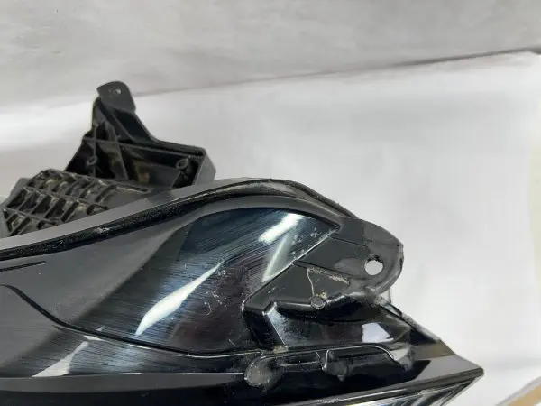 84849606  2021 2022 2023 cadillac xt5 led front right oem headlight complete - Image 19