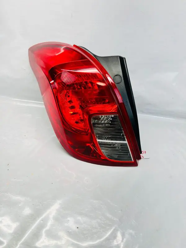 42435943 2013 2014 2015 2016 BUICK ENCORE REAR LEFT OEM TAIL LIGHT