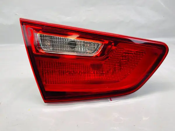 92403-2T5 2014 2015 KIA OPTIMA  REAR LEFT INNER  OEM TAIL LIGHT - Image 2