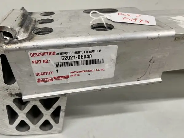 2014-2016 2017 2018 2019 TOYOTA HIGHLANDER FRONT OEM REINFORCEMENT 520210e040 - Image 2