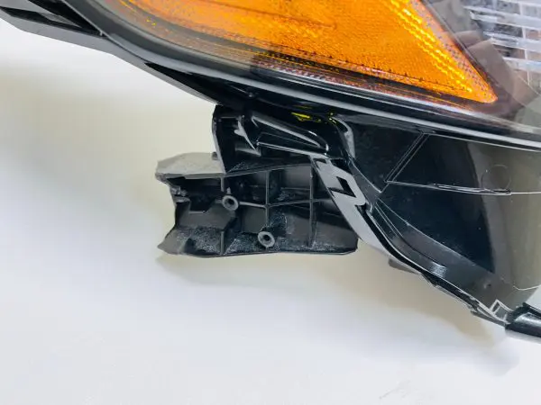 18 2019 2020 2021 2022 2023 TOYOTA CAMRY LED TRD BLACK BEZEL RIGHT OEM HEADLIGHT - Image 7