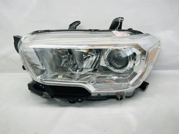 🎈 2016 2017 2018 2019 2020 2021 2022 TOYOTA TACOMA HALOGEN LEFT OEM HEADLIGHT