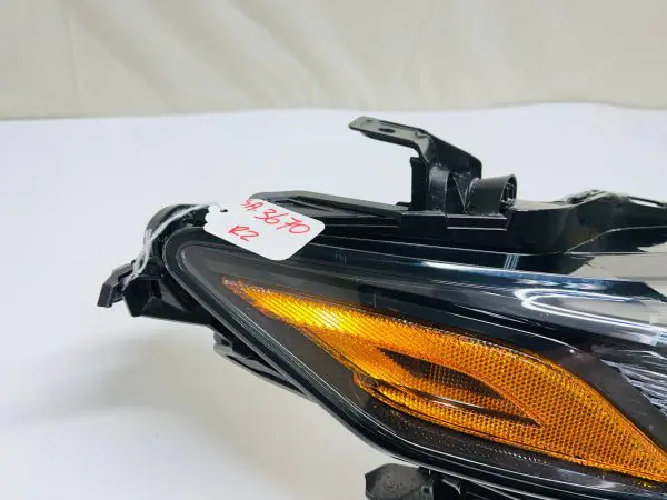 18 2019 2020 2021 2022 2023 TOYOTA CAMRY LED TRD BLACK BEZEL RIGHT OEM HEADLIGHT - Image 9