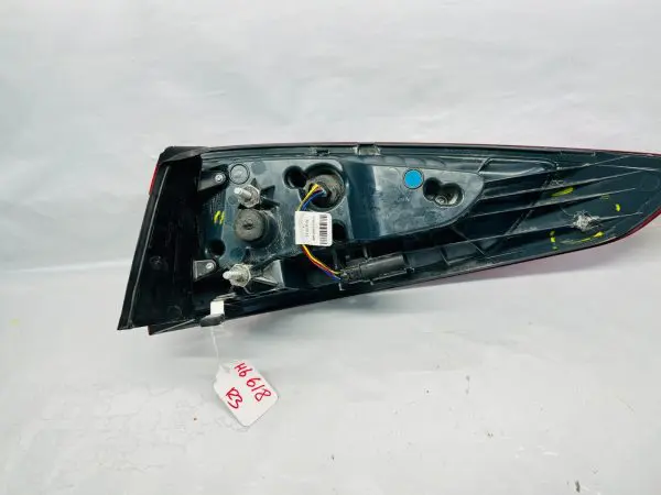 2013 2014 2015 2016 FORD FUSION LED REAR LEFT OUTER OEM TAIL LIGHT - Image 12