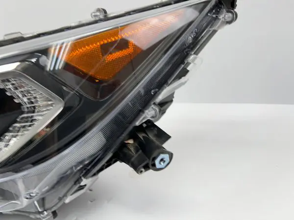 all tabs 2019 2020 2021 toyota rav4 hybrid led front left oem headlight - Image 9