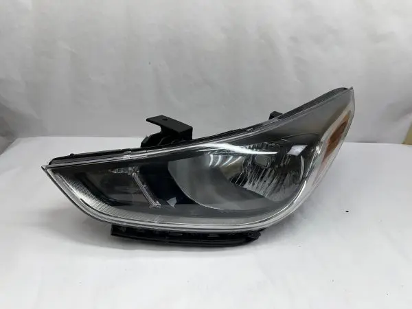 92101-j0xxx  2018 2019 2020 2021 2022 hyundai accent front left oem headlight