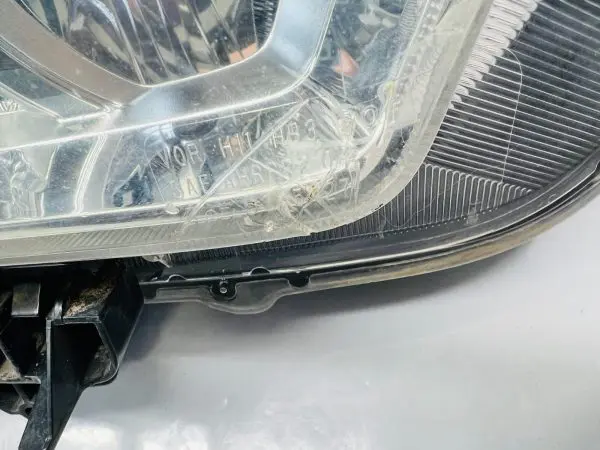 ALL TABS 2010 2011 2012 2013 TOYOTA 4RUNNER FRONT RIGHT OEM  HEADLIGHT - Image 4