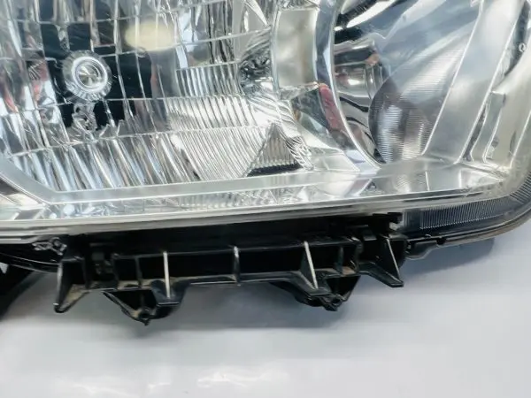 ALL TABS 2010 2011 2012 2013 TOYOTA 4RUNNER FRONT RIGHT OEM  HEADLIGHT - Image 6