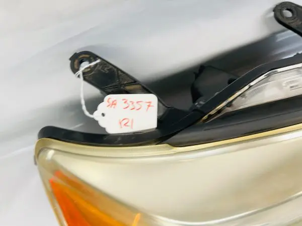 ALL TABS 2010 2011 2012 2013 TOYOTA 4RUNNER FRONT RIGHT OEM  HEADLIGHT - Image 10