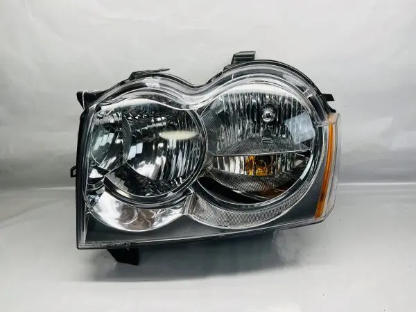 ⭐️⭐️ NICE 2005 2006 2007 JEEP GRAND CHEROKEE HALOGEN FRONT LEFT HEADLIGHT - Image 2