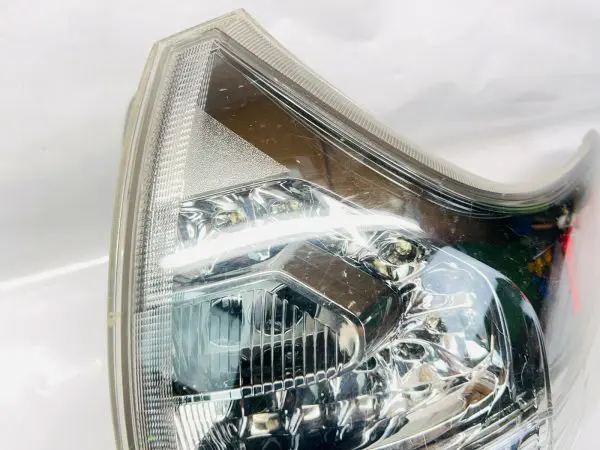 2011 2012 2013 2014 TOYOTA SIENNA SPORT LED REAR RIGHT OUTER TAIL LIGHT - Image 7