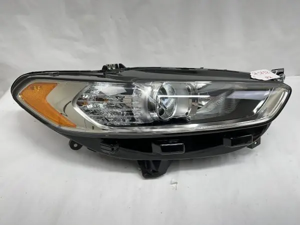 🎈NICE 🎈 2013 2014 2015 2016 FORD FUSION HALOGEN FRONT RIGHT HEADLIGHT