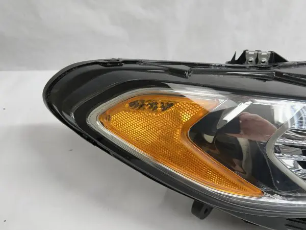 🎈NICE 🎈 2013 2014 2015 2016 FORD FUSION HALOGEN FRONT RIGHT HEADLIGHT - Image 9