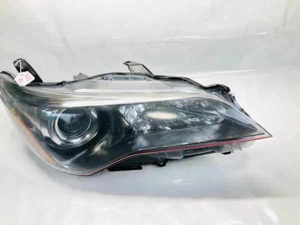 2015 2016 2017 TOYOTA CAMRY DARK BLACK BEZEL FRONT RIGHT OEM HEADLIGHT - Image 2
