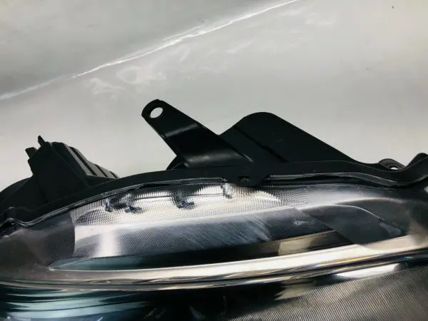 2015 2016 2017 TOYOTA CAMRY DARK BLACK BEZEL FRONT RIGHT OEM HEADLIGHT - Image 5