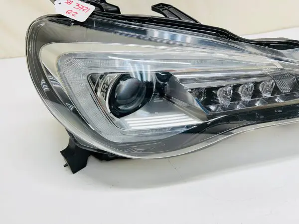 NICE 2017 2018 2019 2020 SUBARU BRZ SCION FRS LED FRONT RIGHT OEM HEADLIGHT - Image 7