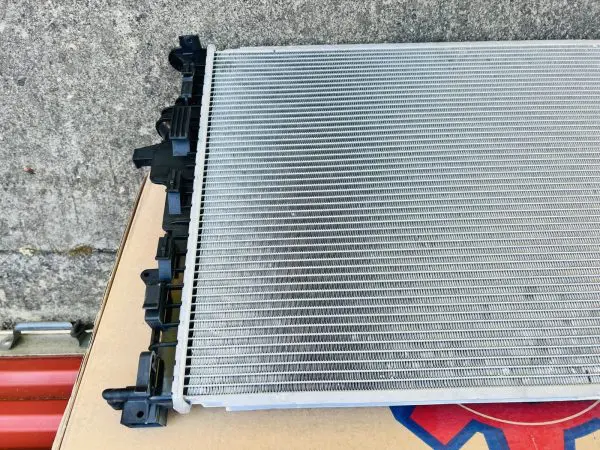 CSF3812 Cooling Radiator Aluminum Core 2014 2015 2016 2017 2018 2019 Ford Escape - Image 7