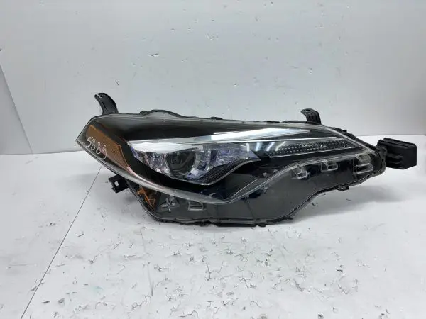 OEM 2017 2018 2019 TOYOTA COROLLA LED FRONT RIGHT HEADLIGHT