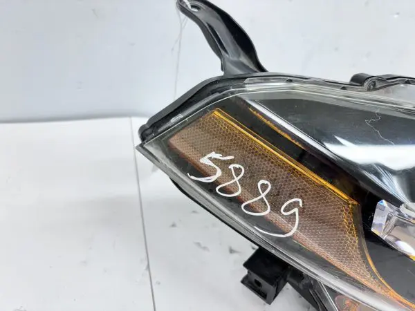 OEM 2017 2018 2019 TOYOTA COROLLA LED FRONT RIGHT HEADLIGHT - Image 12