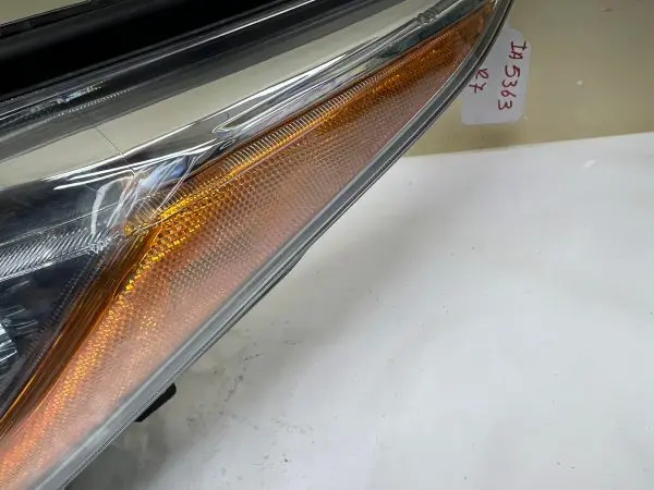 2014 2015 2016  TOYOTA HIGHLANDER HALOGEN FRONT LEFT OEM HEADLIGHT - Image 10