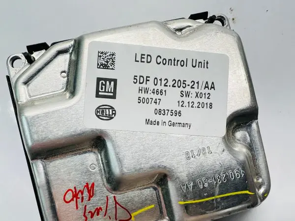 2017-2020 CADILLAC XT5 LED BALLAST CONTROL UNIT 84309959 5DF01181820 5Df01220521 - Image 7