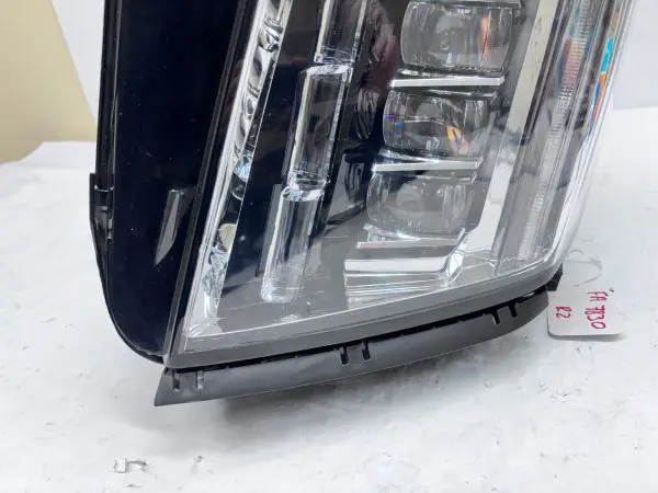 2015 2016 2017 2018 2019 2020 CADILLAC ESCALADE LED LEFT OEM HEADLIGHT 84216044 - Image 2