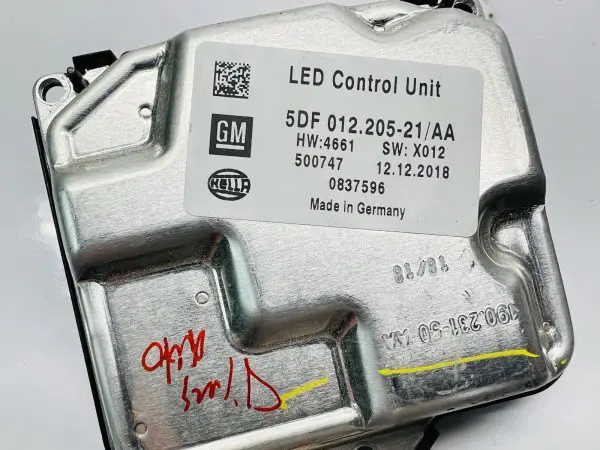2017-2020 CADILLAC XT5 LED BALLAST CONTROL UNIT 84309959 5DF01181820 5Df01220521 - Image 8