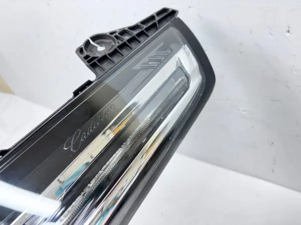 2015 2016 2017 2018 2019 2020 CADILLAC ESCALADE LED LEFT OEM HEADLIGHT 84216044 - Image 16