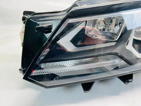 561941005F 2016 2017 2018 2019 VW PASSAT HALOGEN FRONT LEFT OEM HEADLIGHT - Image 2