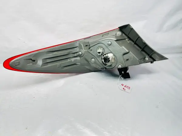 🎈🎈  2015 2016 2017 TOYOTA CAMRY REAR RIGHT OUTER OEM TAIL LIGHT - Image 11