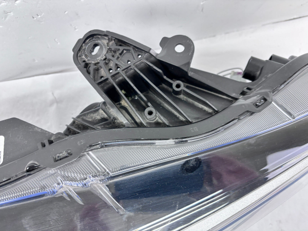260106LB0A  2020 2021 2022 2023 NISSAN SENTRA HALOGEN FRONT RIGHT OEM HEADLIGHT - Image 17