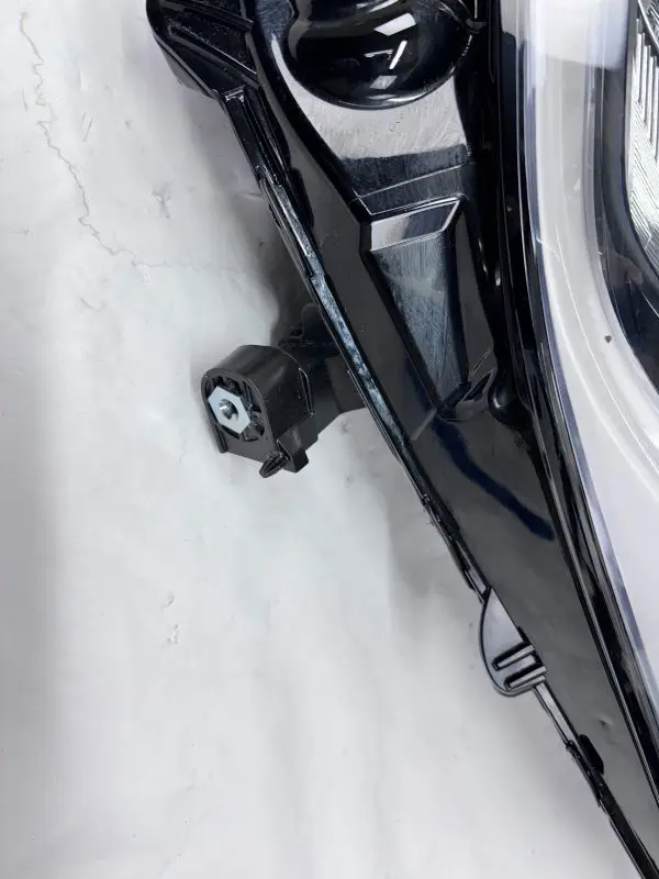 2021 2022 2023 2024 toyota sienna led front left oem headlight damaged - Image 5