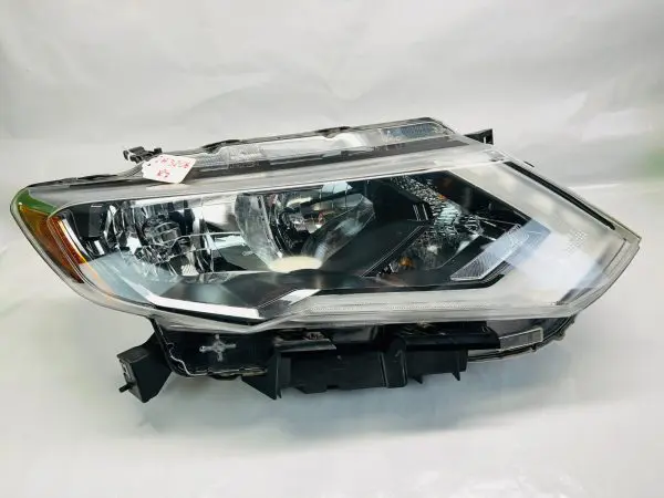 2017 2018 2019 2020 NISSAN ROGUE HALOGEN LED FRONT RIGHT OEM HEADLIGHT