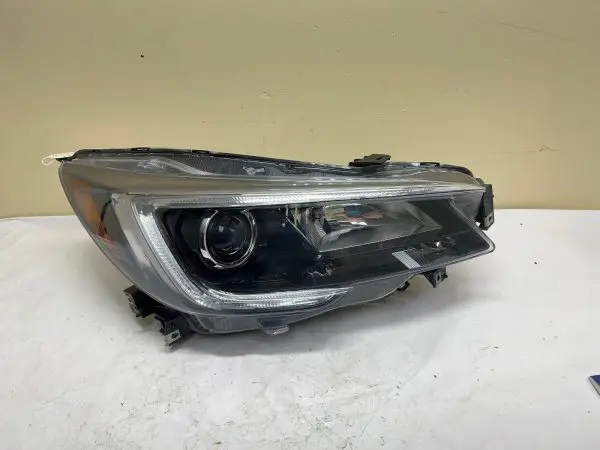 2018 2019 SUBARU LEGACY OUTBACK HALOGEN LED FRONT RIGHT OEM HEADLIGHT